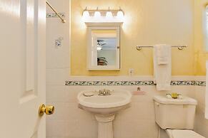 Pirate's Pointe Resort