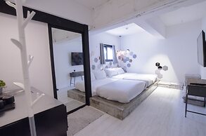 Mmmio II Design Residence Myeongdong