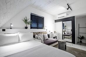 Mmmio II Design Residence Myeongdong