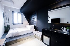 Mmmio II Design Residence Myeongdong