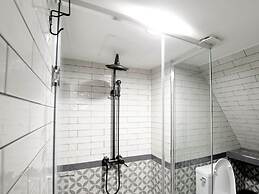 Mmmio II Design Residence Myeongdong