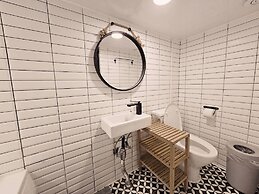 Mmmio II Design Residence Myeongdong