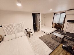 Mmmio II Design Residence Myeongdong