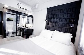 Mmmio II Design Residence Myeongdong
