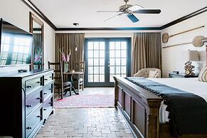 Hillside Boutique Hotel