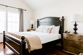 Hillside Boutique Hotel