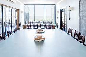 Hillside Boutique Hotel