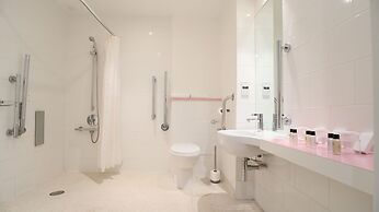 Citrus Hotel Cheltenham by Compass Hospitality
