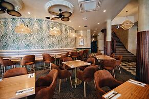 Oaks Townsville Metropole Hotel