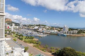 Oaks Townsville Metropole Hotel