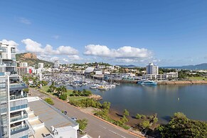 Oaks Townsville Metropole Hotel