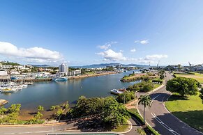 Oaks Townsville Metropole Hotel