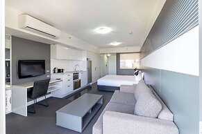 Oaks Townsville Metropole Hotel