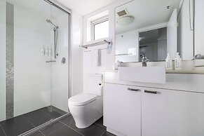 Oaks Townsville Metropole Hotel