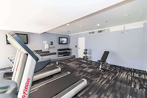 Oaks Townsville Metropole Hotel