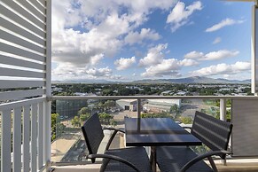 Oaks Townsville Metropole Hotel