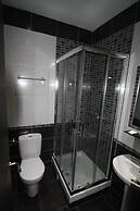 Hostal MH Fuencarral