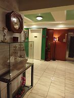 Ephira Hotel