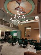Ephira Hotel