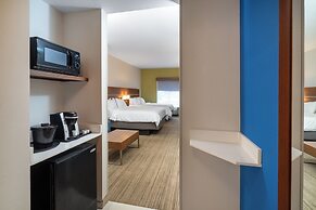 Holiday Inn Express Hotel & Suites Talladega by IHG
