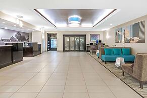 La Quinta Inn & Suites by Wyndham Oklahoma City -Yukon