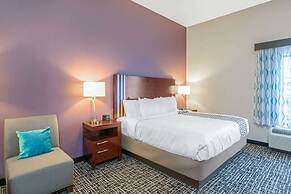 La Quinta Inn & Suites by Wyndham Oklahoma City -Yukon