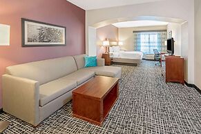 La Quinta Inn & Suites by Wyndham Oklahoma City -Yukon