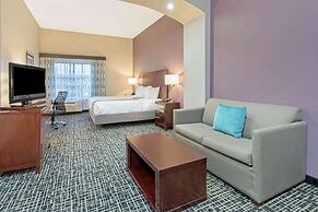La Quinta Inn & Suites by Wyndham Oklahoma City -Yukon