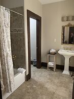 Riverside Hot Springs Inn & Spa - Adults Only