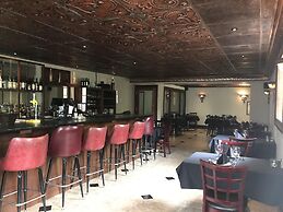 Riverside Hot Springs Inn & Spa - Adults Only