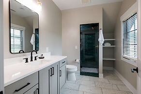 Waynesville Inn and Golf Club, Tapestry Collection by Hilton