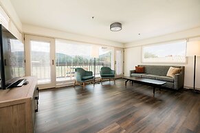 Waynesville Inn and Golf Club, Tapestry Collection by Hilton