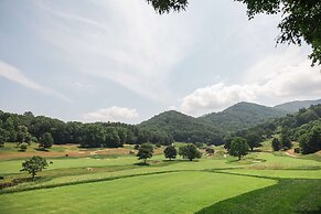 Waynesville Inn and Golf Club, Tapestry Collection by Hilton