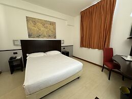 Euro Hotel