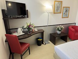 Euro Hotel
