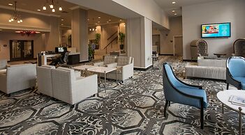 DoubleTree Suites by Hilton Hotel Detroit Downtown - Fort Shelby