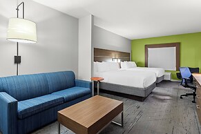 Holiday Inn Express and Suites Savannah - Midtown by IHG