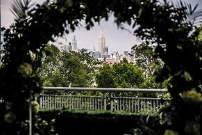 W Hoboken