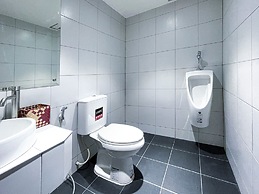 Pacific Hotel, Phnom Penh