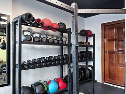 Pacific Hotel, Phnom Penh