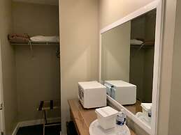 Woodbridge Inn & Tavern