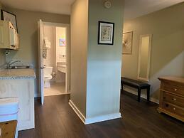 Woodbridge Inn & Tavern