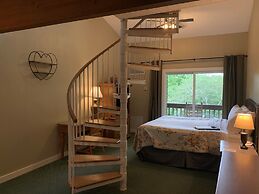 Woodbridge Inn & Tavern