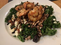 Woodbridge Inn & Tavern