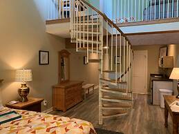 Woodbridge Inn & Tavern