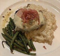 Woodbridge Inn & Tavern