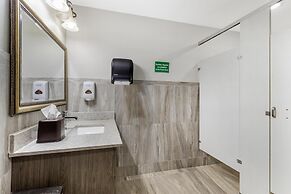 Best Western Plus First Coast Inn & Suites