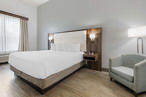 Best Western Plus First Coast Inn & Suites