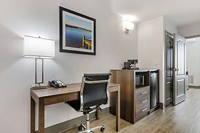 Best Western Plus First Coast Inn & Suites