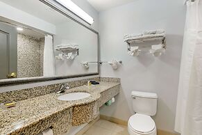 Best Western Plus First Coast Inn & Suites